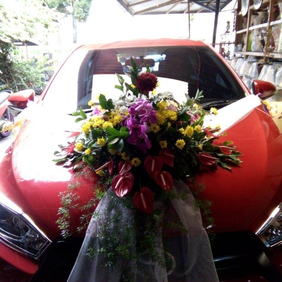 Bunga hias mobil pengantin