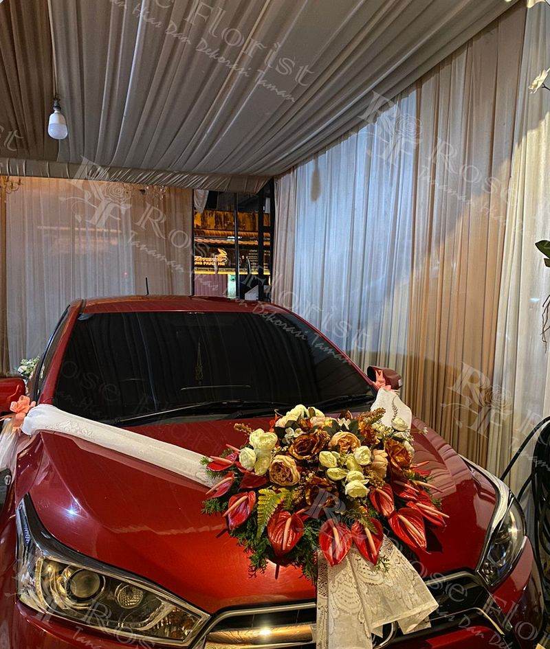 Bunga hias kap mobil pengantin