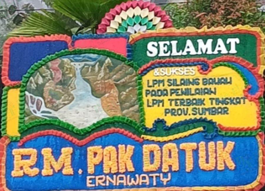 Papan bunga ucapan selamat