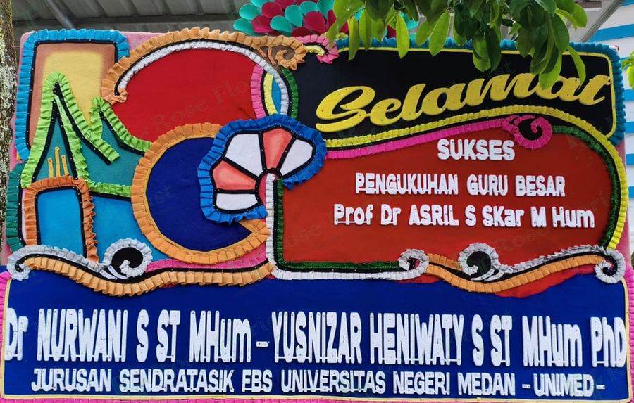 Papan bunga ucapan selamat