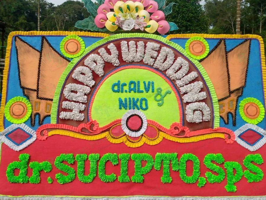 Papan bunga happy wedding