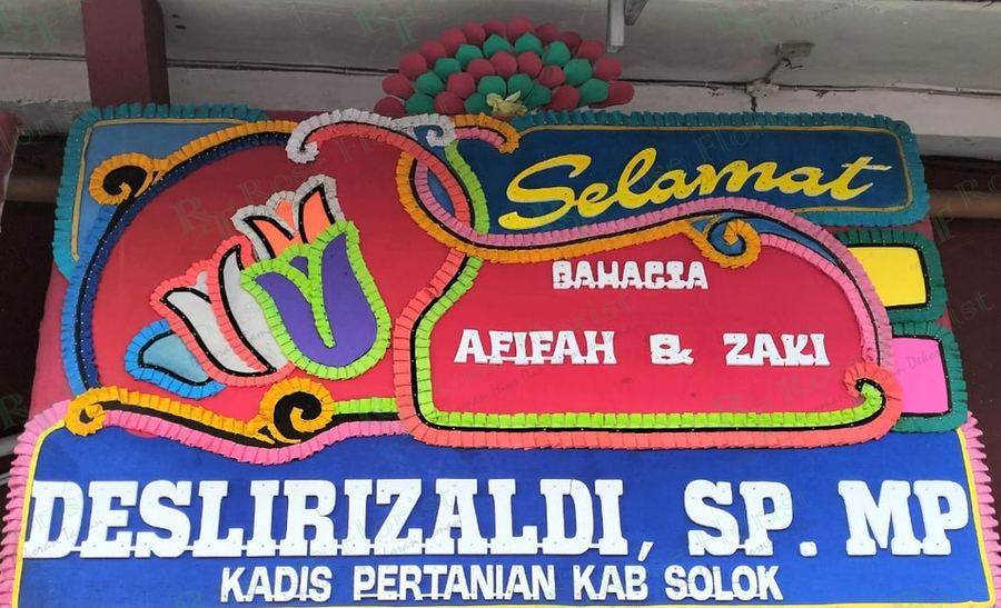 Papan bunga ucapan selamat