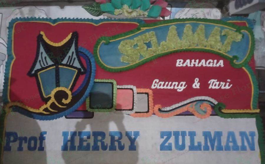 Papan bunga ucapan selamat
