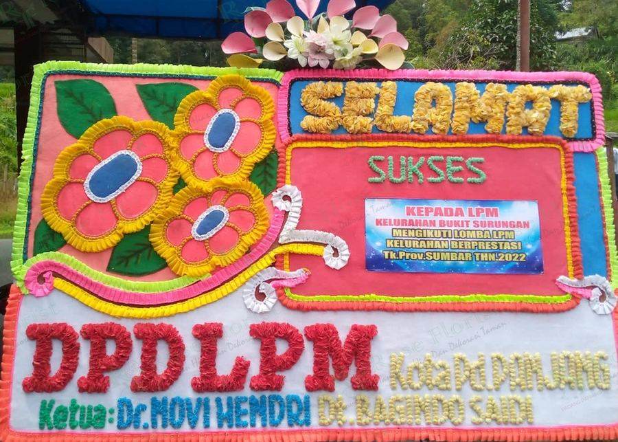 Papan bunga ucapan selamat