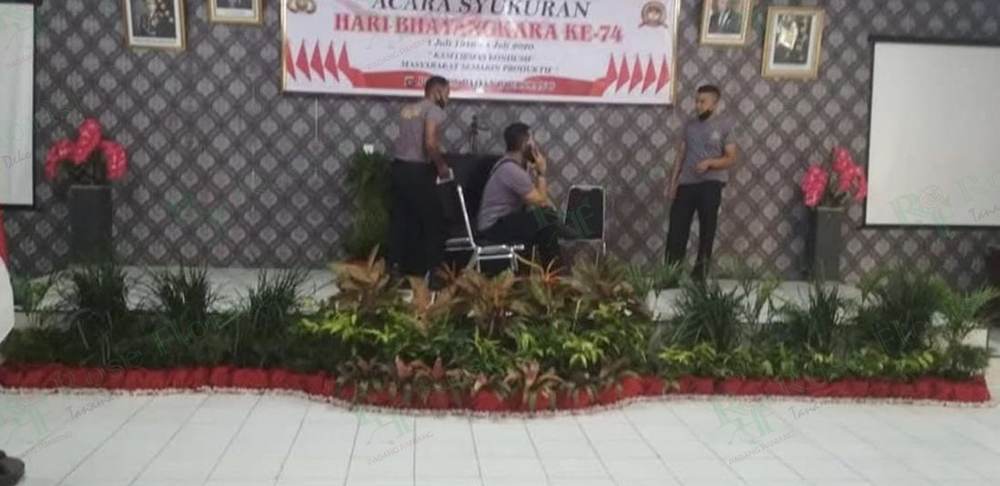 Taman panggung HUT Bhayangkara ke-74
